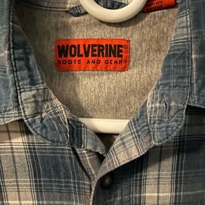 Wolverine Men's oversized Gray and Blue plaid fleece lined Shirt size small